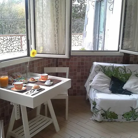 Giardini Di Capodimonte Apartment Neapel Exterior foto